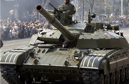 Vệ binh Quốc gia Ukraine được bổ sung xe tăng T-64B 